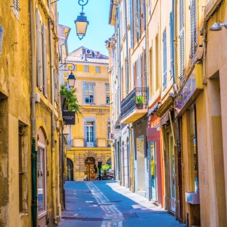 a-narrow-street-in-the-center-of-aixenprovence-france-picture-id1029683330